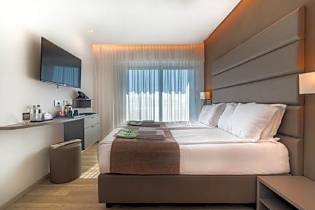 Superior Queen Room