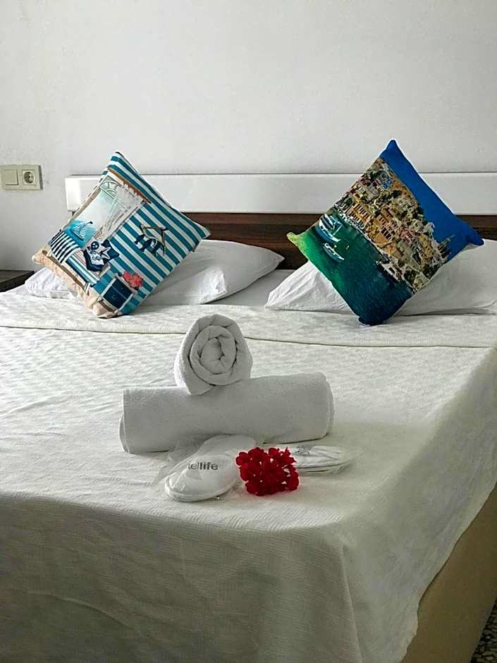 Halikarnas Pansiyon