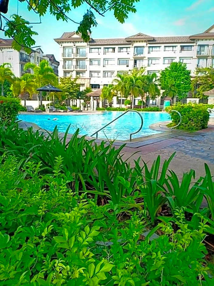 ONE OASIS B1 back of SM MALL, Free Pool Wifi