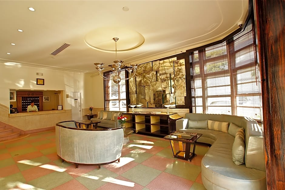 Greenview Hotel
