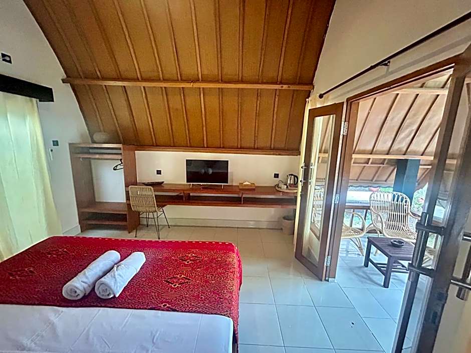 Gili Land