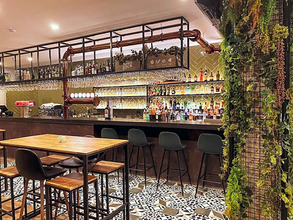 PATE'O Hostel & Suites