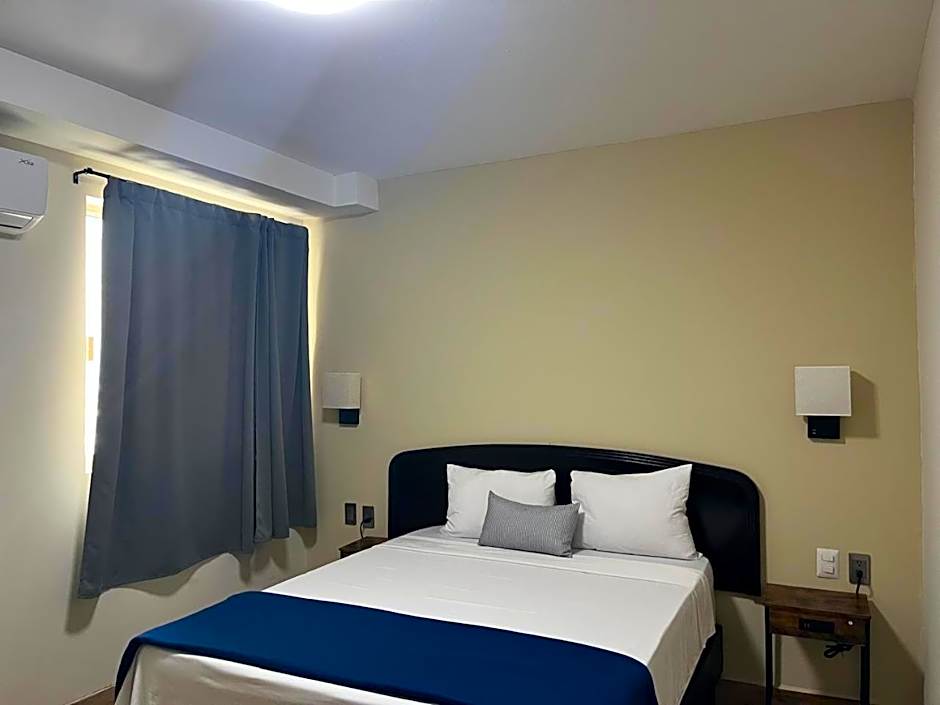 Hotel Plaza Del Arco - Monterrey