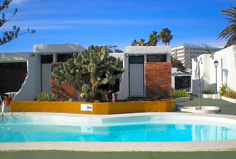 Tenesoya (Gay Men Exclusive)