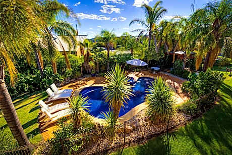 Crystal Fountain Motel