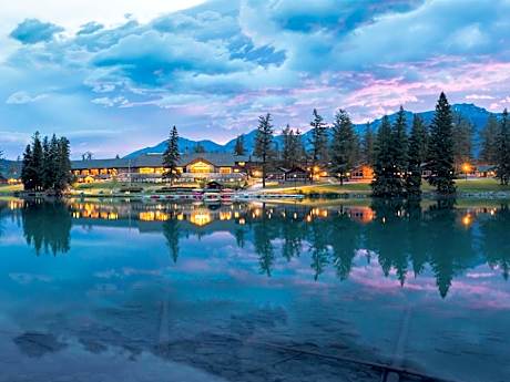 Fairmont Jasper Park Lodge