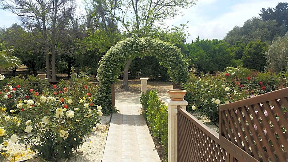 Eliofos Elegant Maisonettes