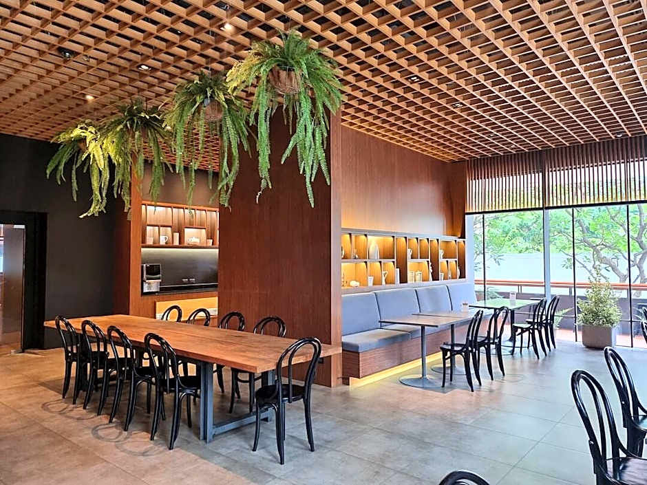 Urbana Langsuan Bangkok