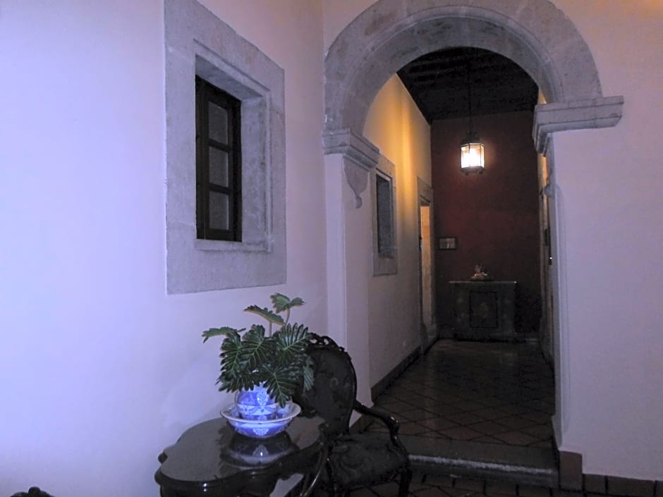 Hotel Virrey De Mendoza