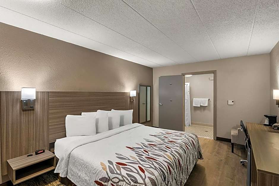 Red Roof Inn Enfield