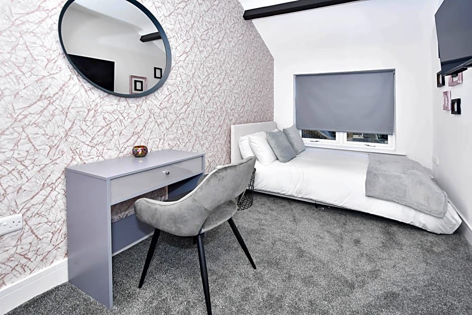 Townhouse PLUS @ Lower Beth Street Stoke