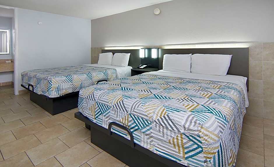 Motel 6 Mesquite, TX Town East