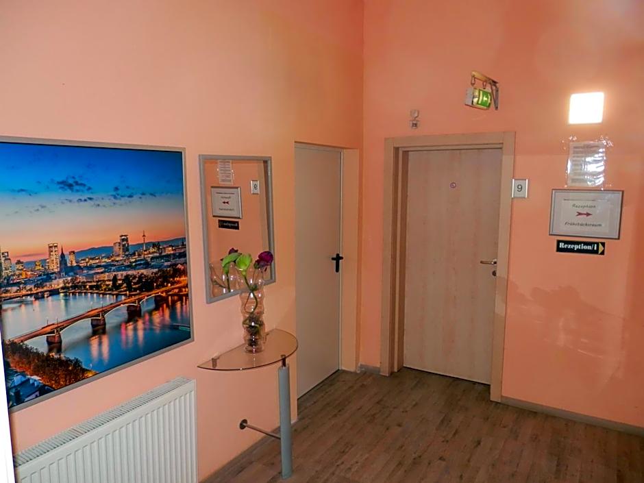 Relax Hotel-Ludwigshafen