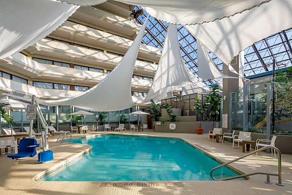 DoubleTree By Hilton Hotel Rochester