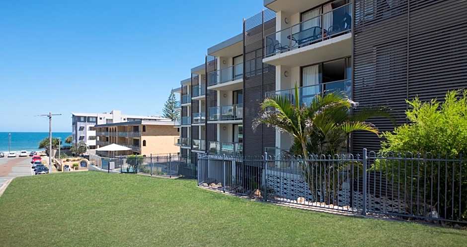 Merrima Court Holidays