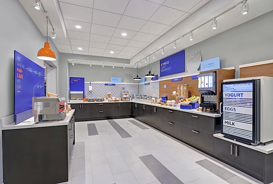 Holiday Inn Express and Suites Port Elgin By IHG