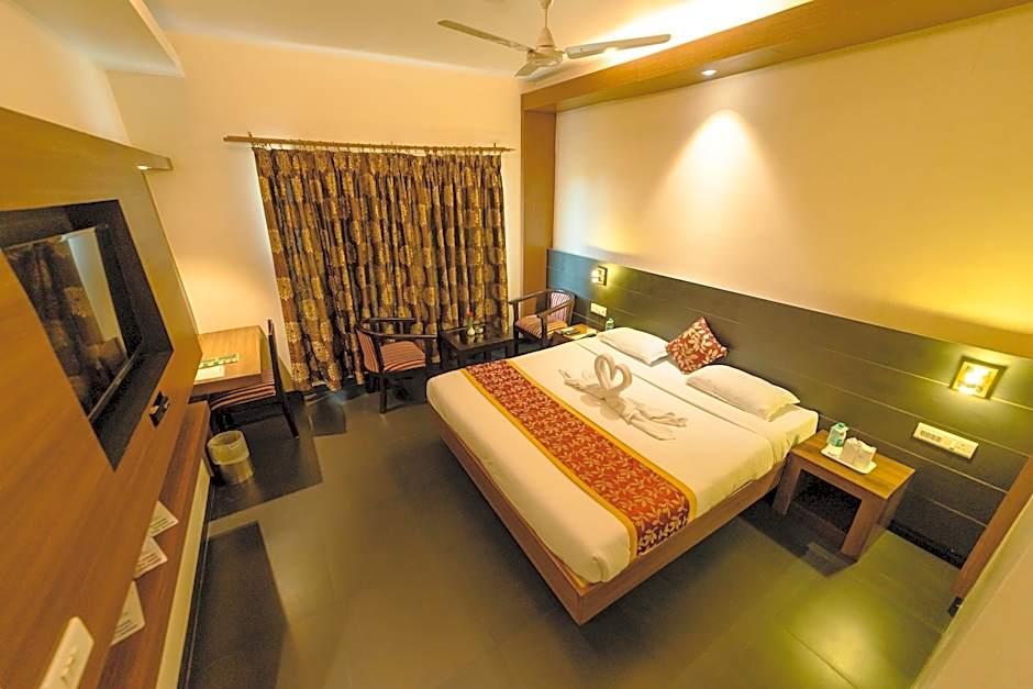 Hotel Abirami Residency