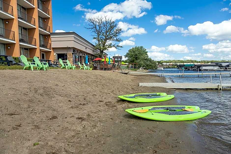 Holiday Inn Detroit Lakes By IHG