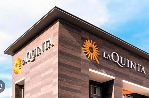 La Quinta Inn & Suites by Wyndham Yuma