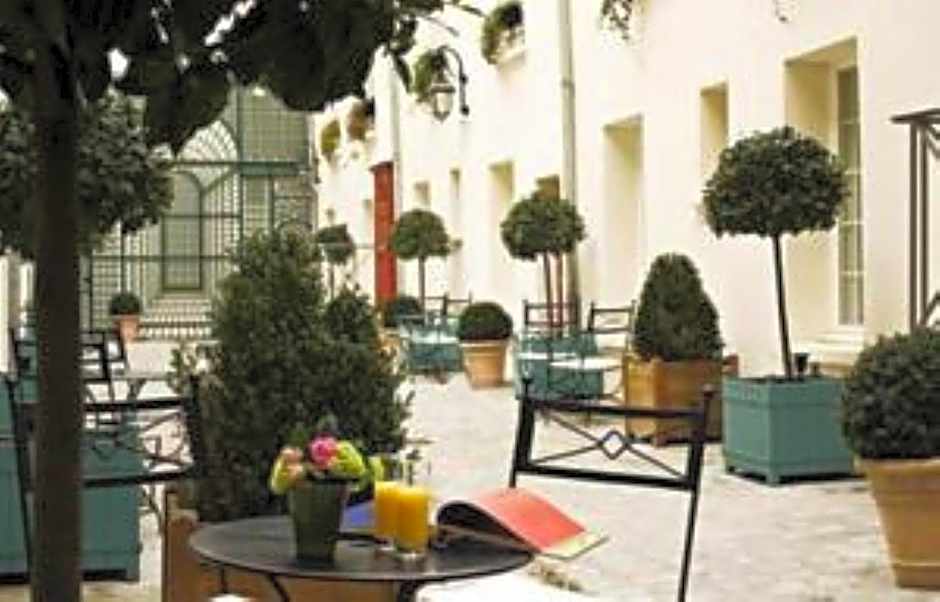 Hotel Suites Unic Renoir Saint-Germain