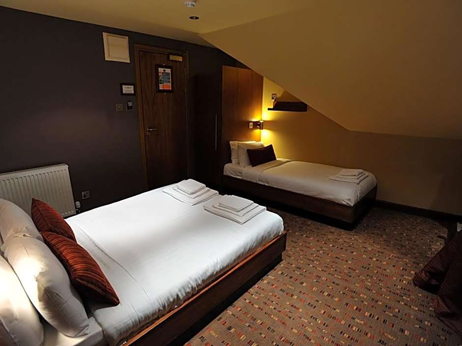 The Commercial Hotel