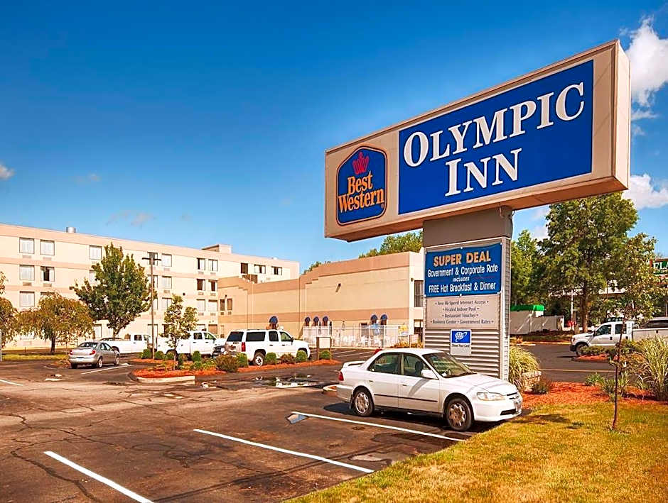 Baymont Inn & Suites by Wyndham Groton-Mystic