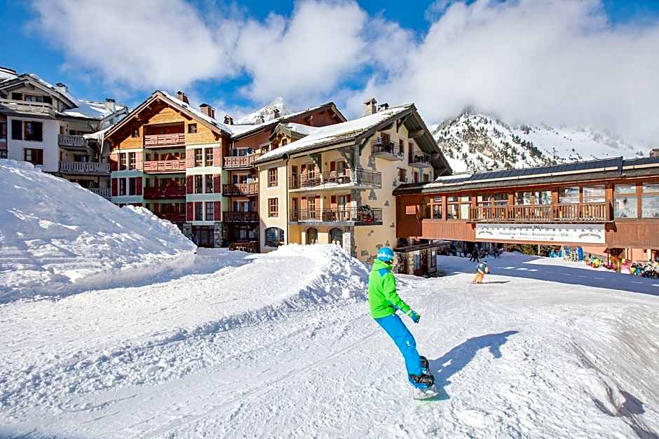 Residence P&V Premium Arc 1950 Le Village
