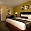Grand Texan Hotel And Convention Center
