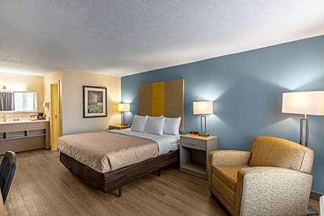King Room - Non-Smoking