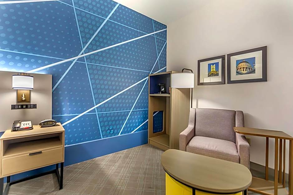 Comfort Suites Downtown Sacramento