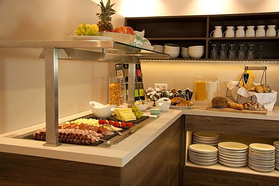 Hotel Am Moosrain Garni