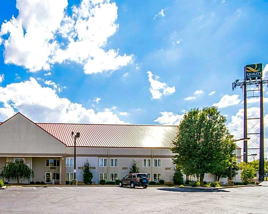 Photo 1 of 23 of Quality Inn & Suites Elizabethtown