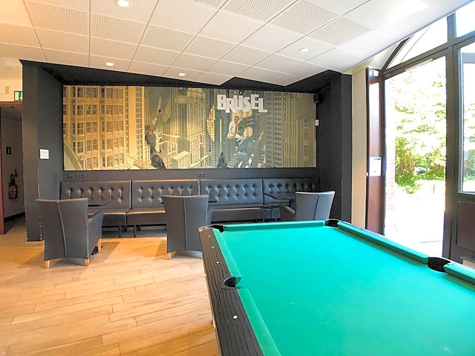 HI Brussels Generation Europe Hostel