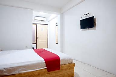 RedDoorz near Tugu Pers Jambi