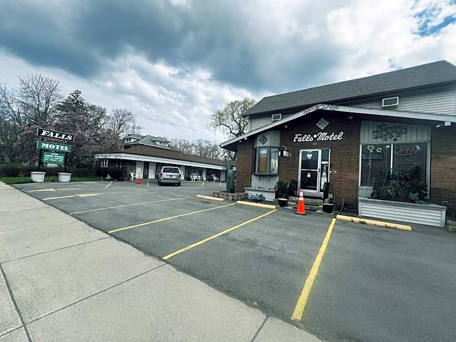 Falls Motel