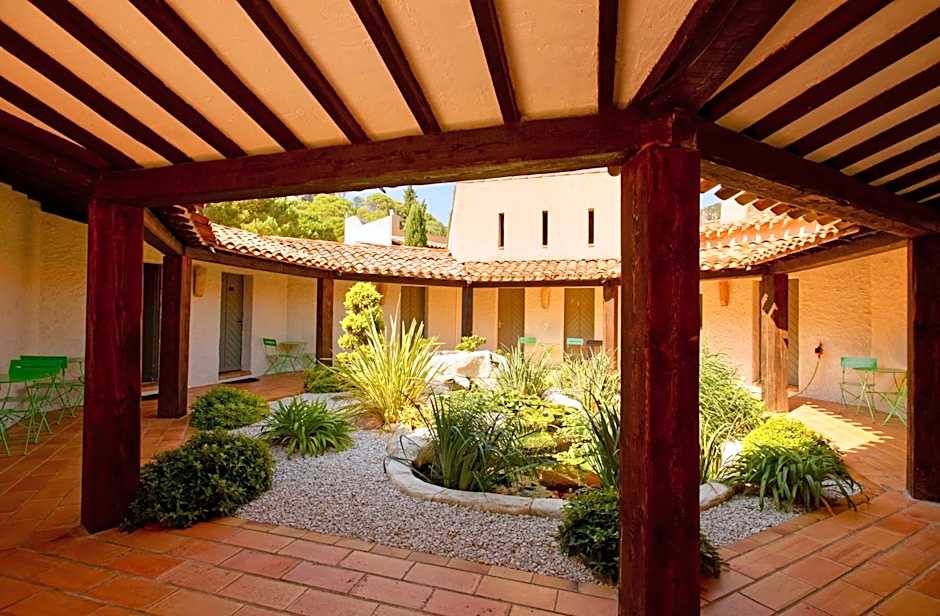 Auberge Val Moureze Hôtel & Spa