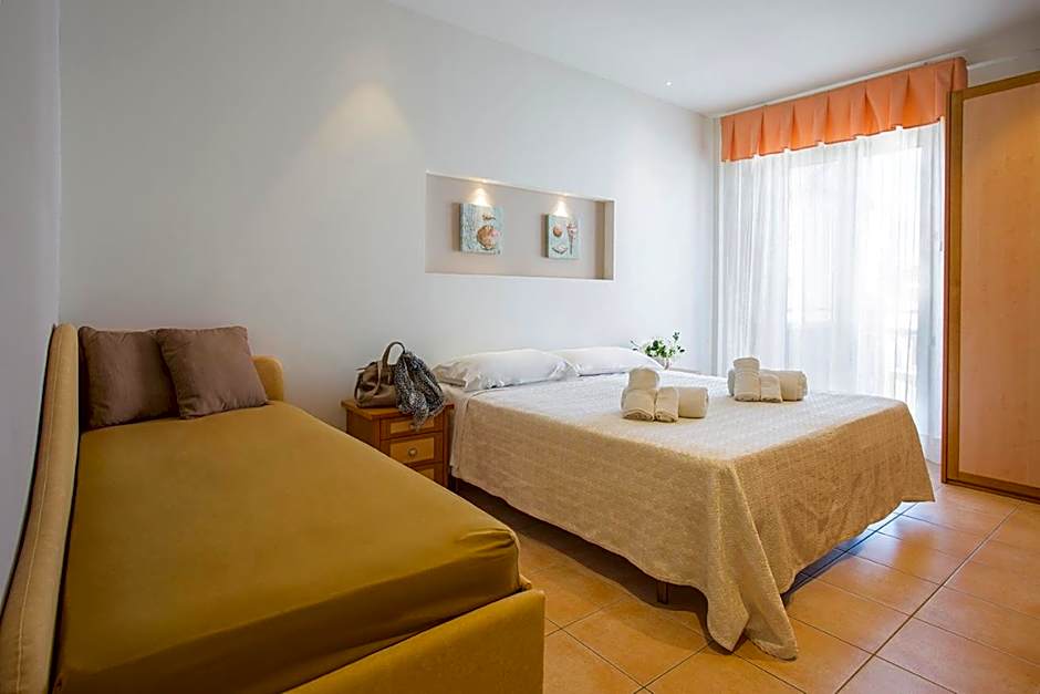 Hotel Pacific