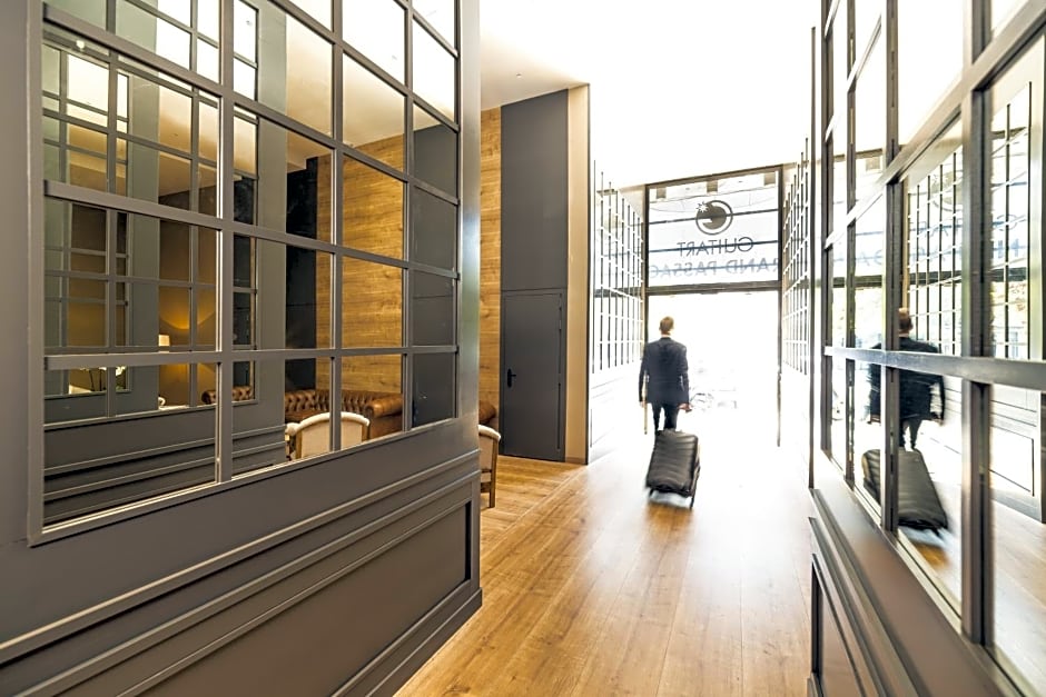 Guitart Grand Passage