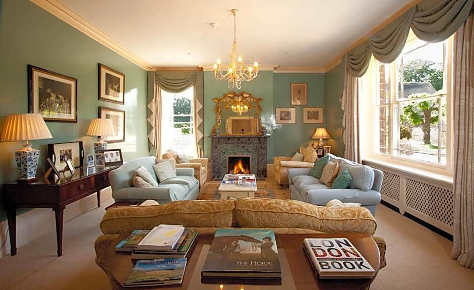 Overtown Manor Bed and Breakfast