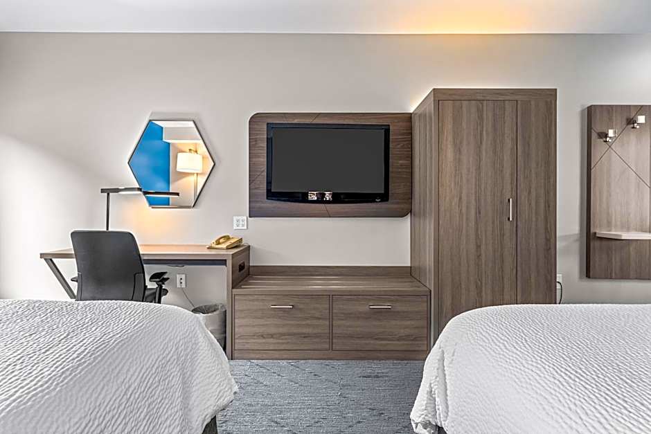 Holiday Inn Express Carneys Point New Jersey Turnpike Exit 1 By IHG