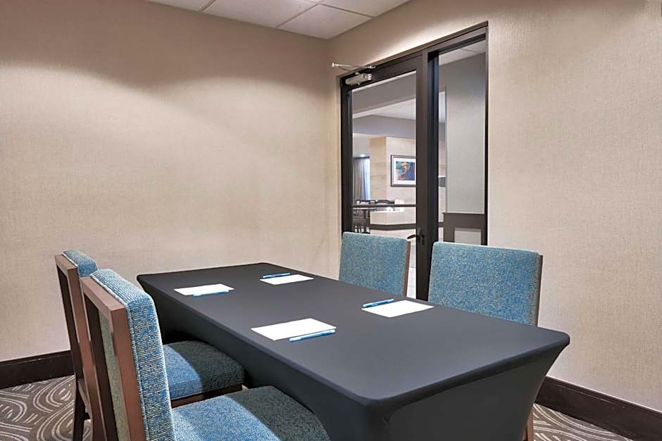 Hampton Inn By Hilton And Suites Ft. Worth-Burleson