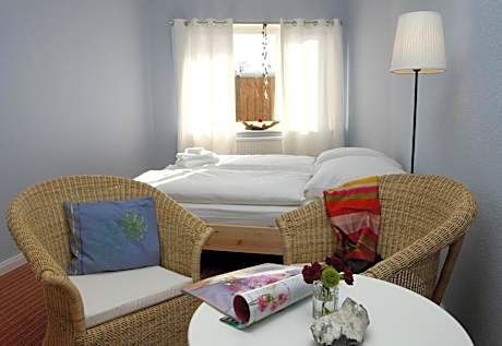 Double or Twin Room with Bathroom