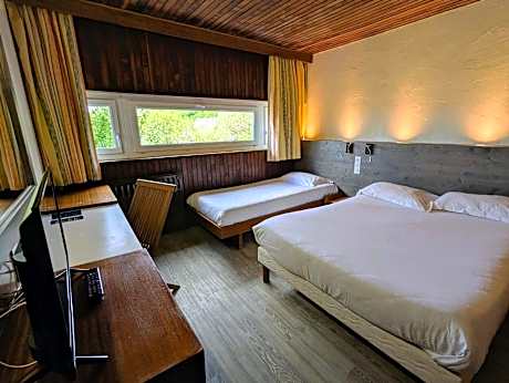 Double Room with Ski Slope View