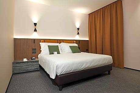 1 King Bed Non-Smoking Junior Suite Sofabed Terrace Sitting Area Mini Bar