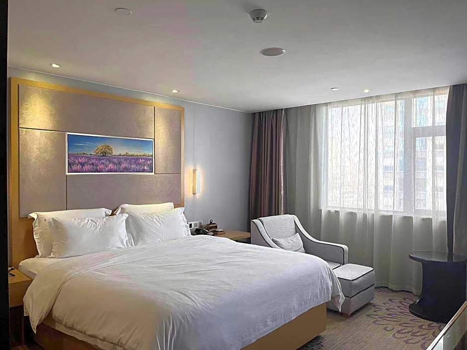 Lavande Hotel Heyuan Avenue Asia's first fountain