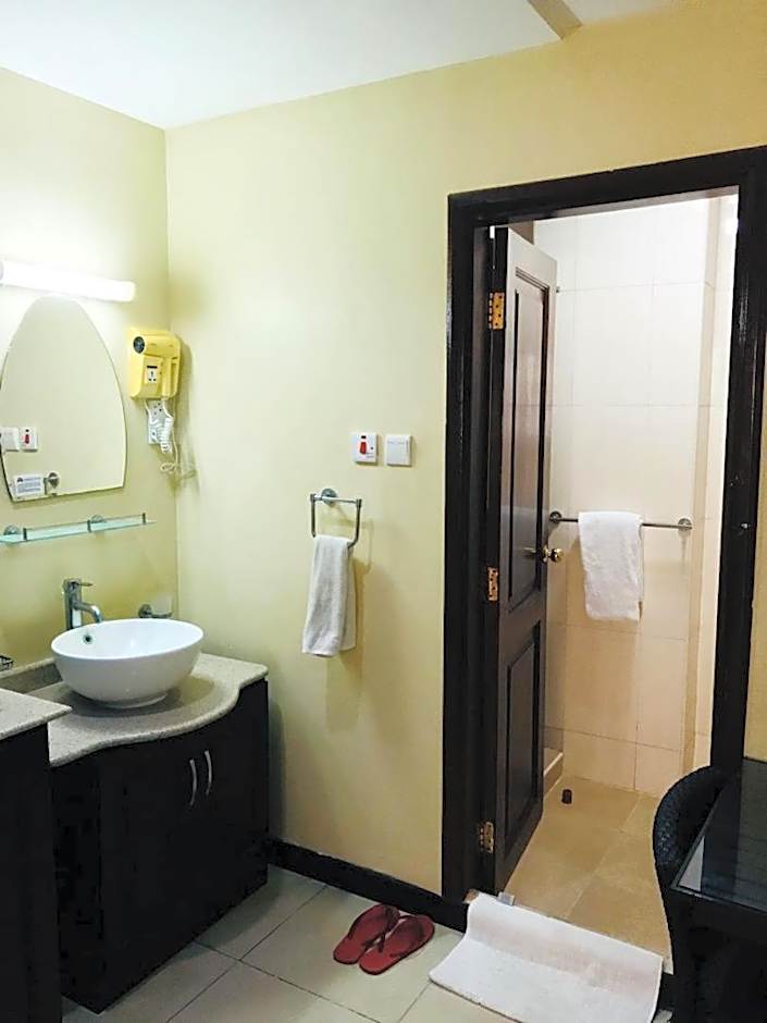 Urban Rose Hotel & Apartments