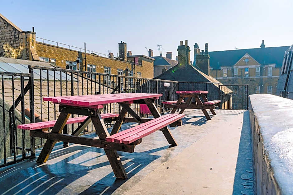 Hostelle - women only hostel London