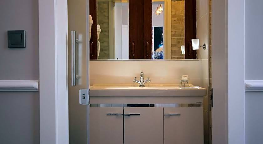 Hotel Naumpasa Konagi