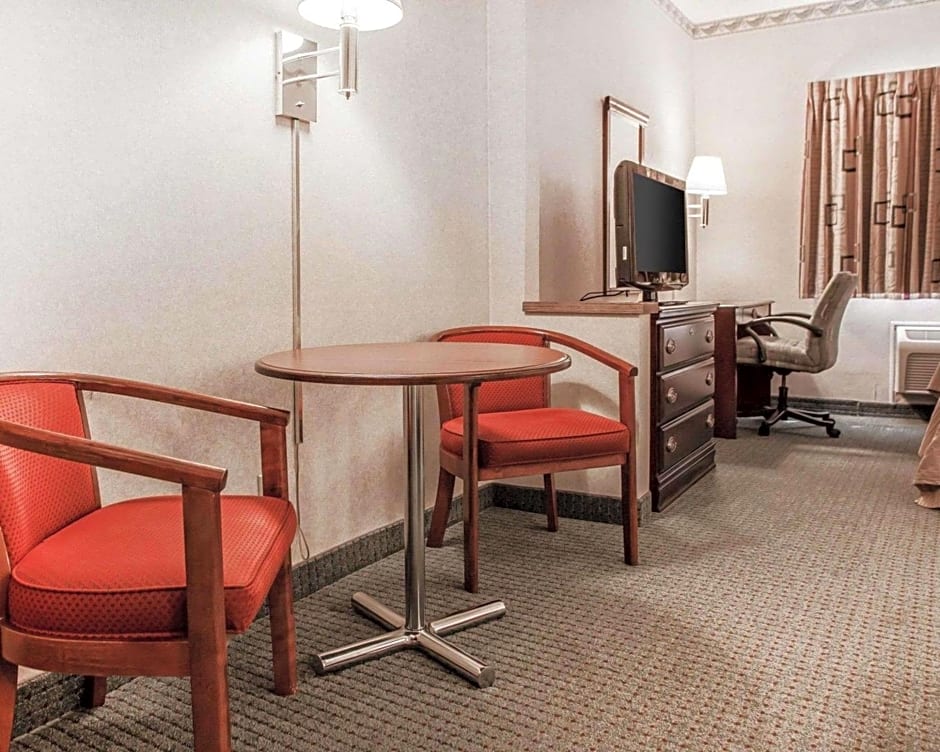 Quality Inn