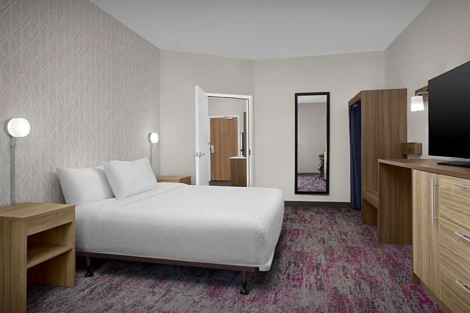 Home2 Suites by Hilton Chelmsford Lowell